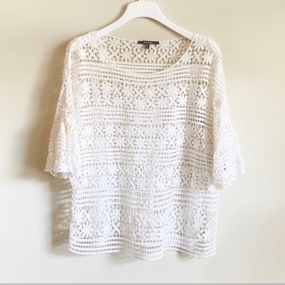 Anthropologie Tops - Anthropologie Blue Tassel Crochet Top White Sleeves Size S